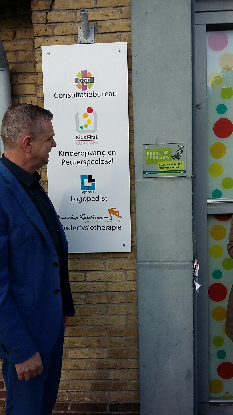 KDV Blokkedoaze certificering tweetalige opvang, wethouder Gerben Wiersma KDV Blokkedoaze certificering tweetalige opvang, wethouder Gerben Wiersma