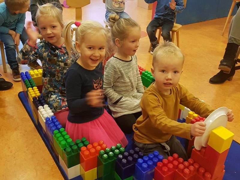 Peuteropvang Jodocus Feanwalden peuterspeelzaal spelen Kids First COP groep Friesland