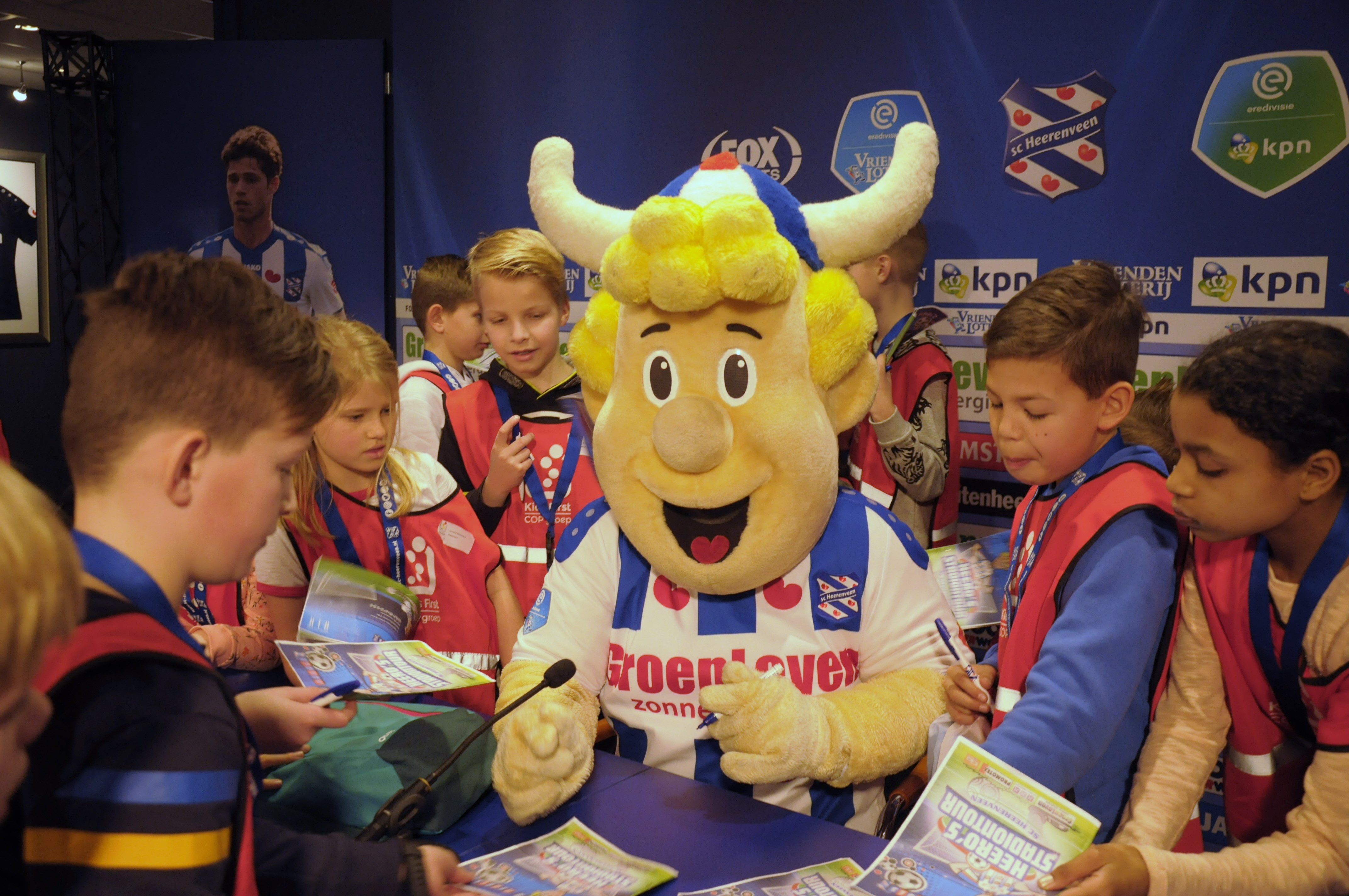 SC Heerenveen - Stadionbezoek BSO Kids First COP groep Friesland